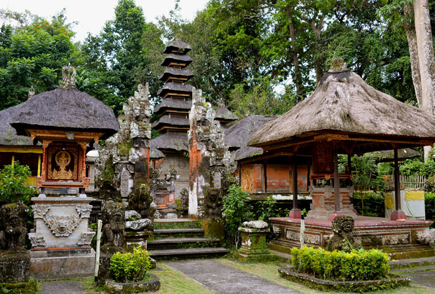 グヌンルバ寺院